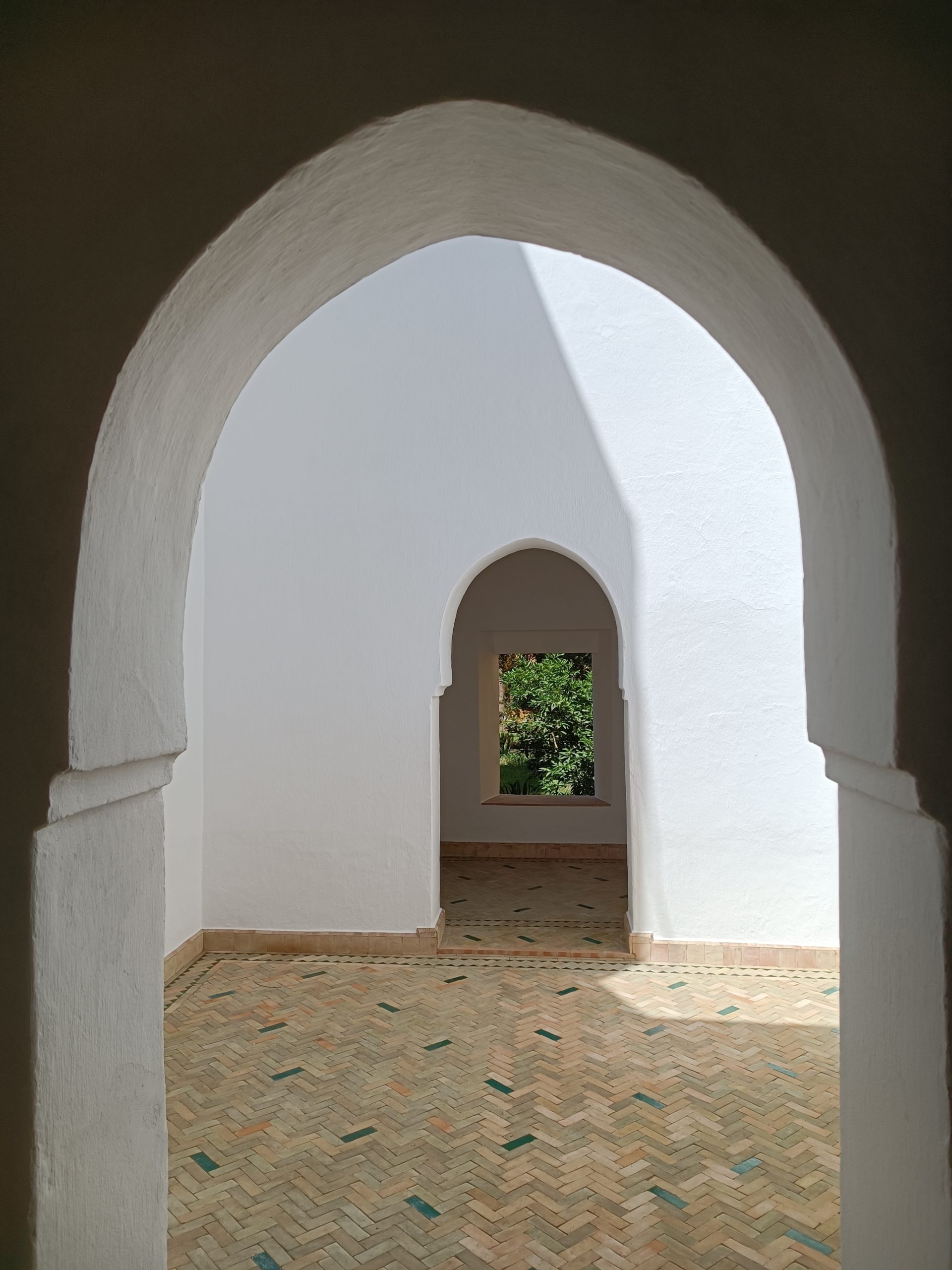 MARRAKECH – THE PATH OF THE STORKS - Les Montagnes Bleues